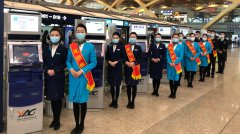 春运有我——昆明航空志愿者“暖冬行动