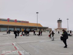 富蕴机场全力保障备降航班