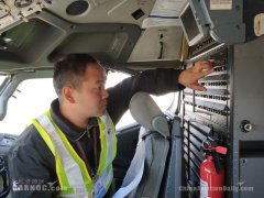 东航技术袁伟：从“金牌员工”到“全能教员”的蜕变