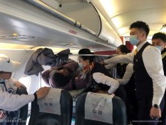 五一高峰的“生命抉择” 西部航空承运生命危急旅客转院抵渝治疗