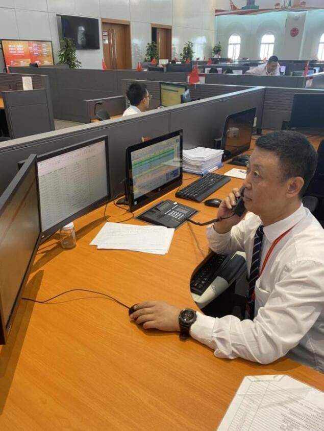 保障人体器官运输中的海航客户服务席员工