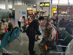 海南航空温州航站：Care More，真心真情服务旅客