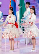 亚冬会开幕 东航“凌燕”礼仪引导运动队入场展形象