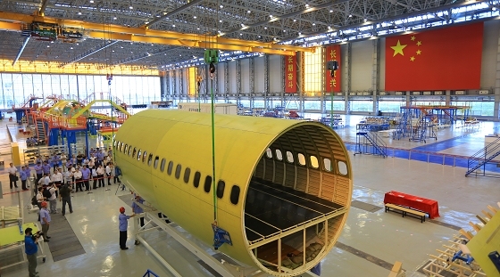中国首架C919大飞机19日将开始结构总装