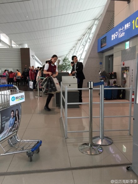 遭遇最奇葩延误 空姐机场购物未按时登机