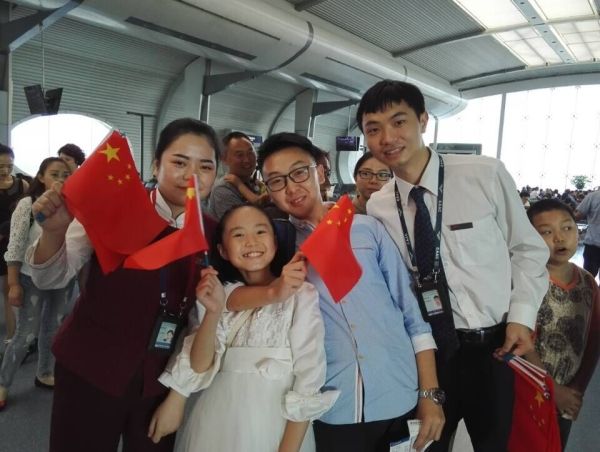 国航重庆分公司国庆黄金周服务旅客逾10万人371257_ 国航重庆分公司国庆黄金周服务旅客逾10万人