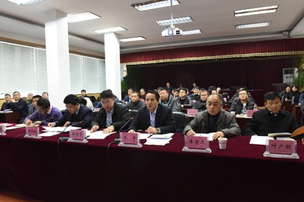 抓好航班正常管理 坚守真情服务底线