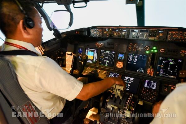 海南航空HUD特殊Ⅰ类和标准Ⅱ类获批