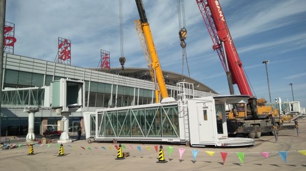 石家庄机场更新升级旅客登机桥