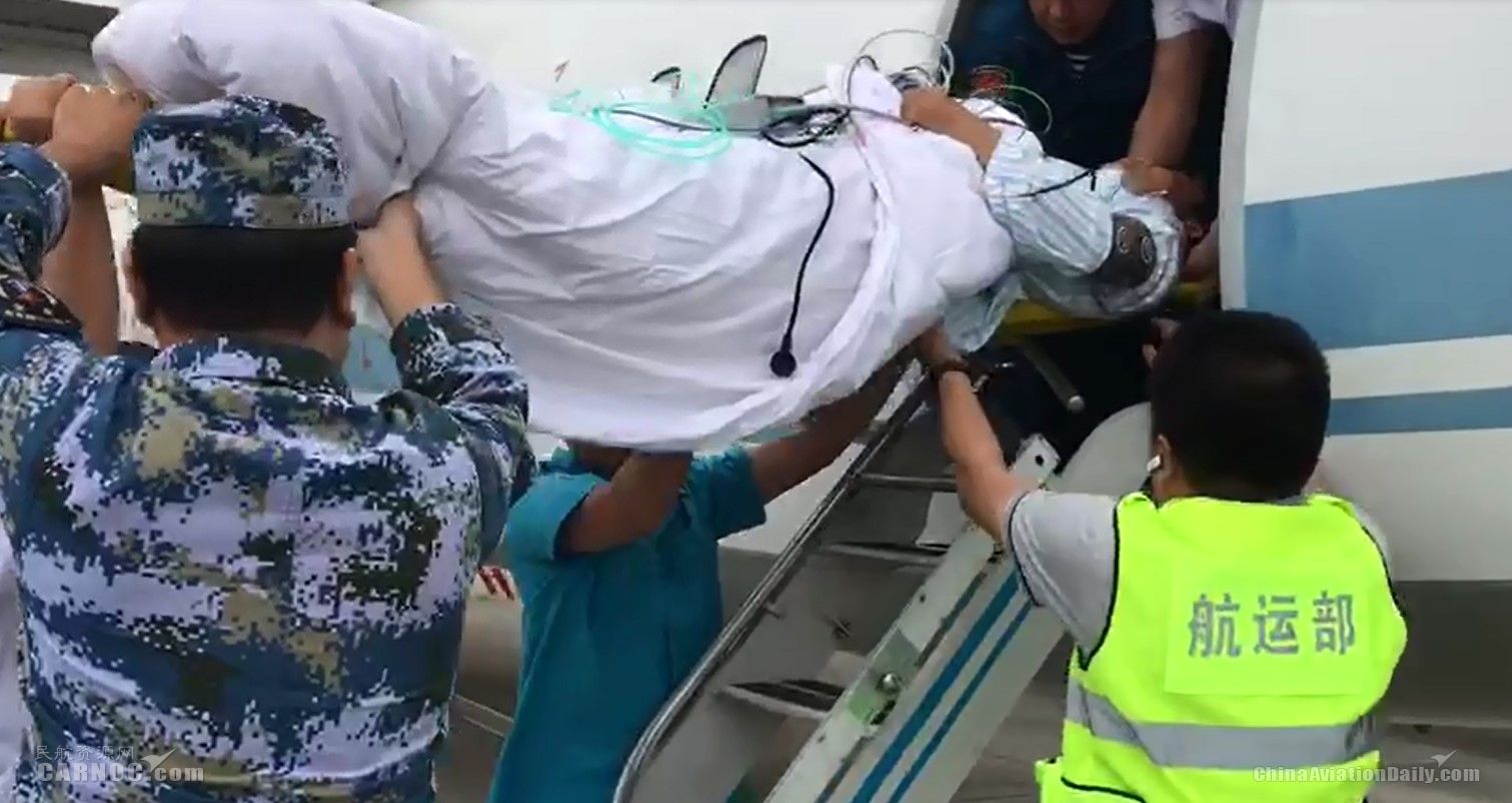 三亚机场快速响应助急救飞行病人转危为安