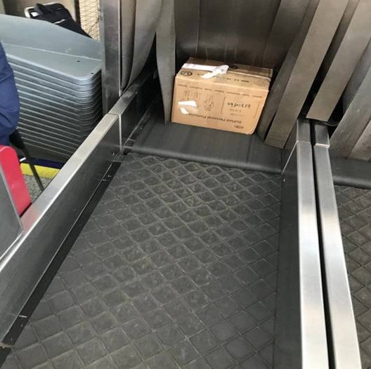 天津航空工作人员紧急协助办理无人托业务
